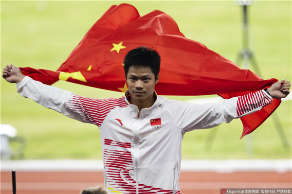 9秒92!苏炳添破纪录夺百米冠军 坐稳“亚洲第一飞人”